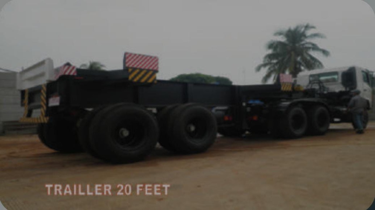 Trailer 20 Feet